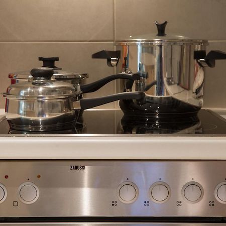 Lovely New Βuild Flat Near Metro - Free Parking Афіни Екстер'єр фото